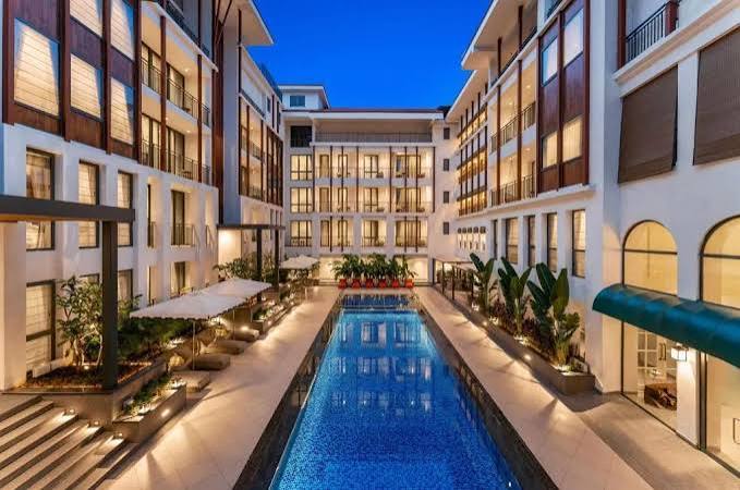 Hotel Bookings